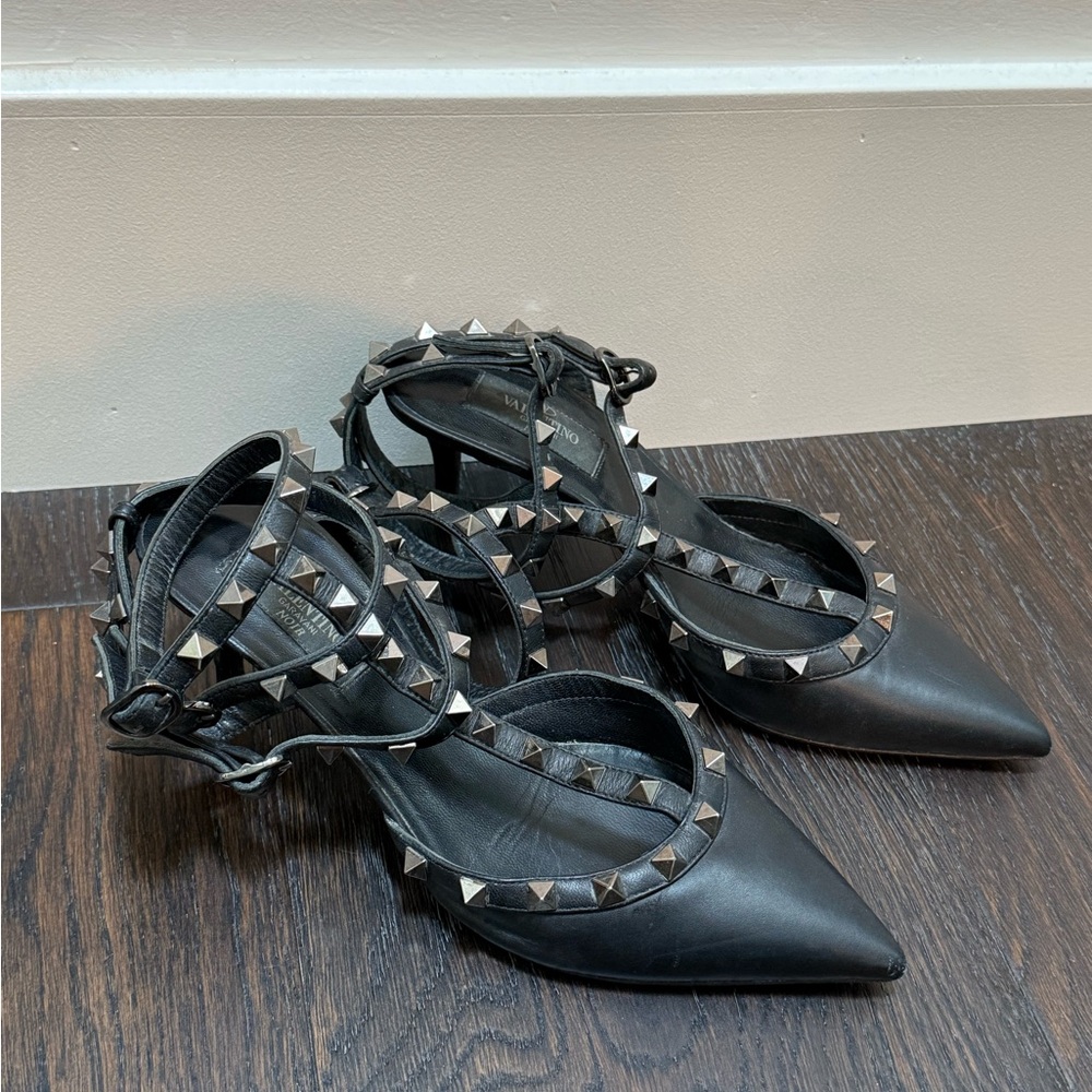 Black Studded Women's Shoes